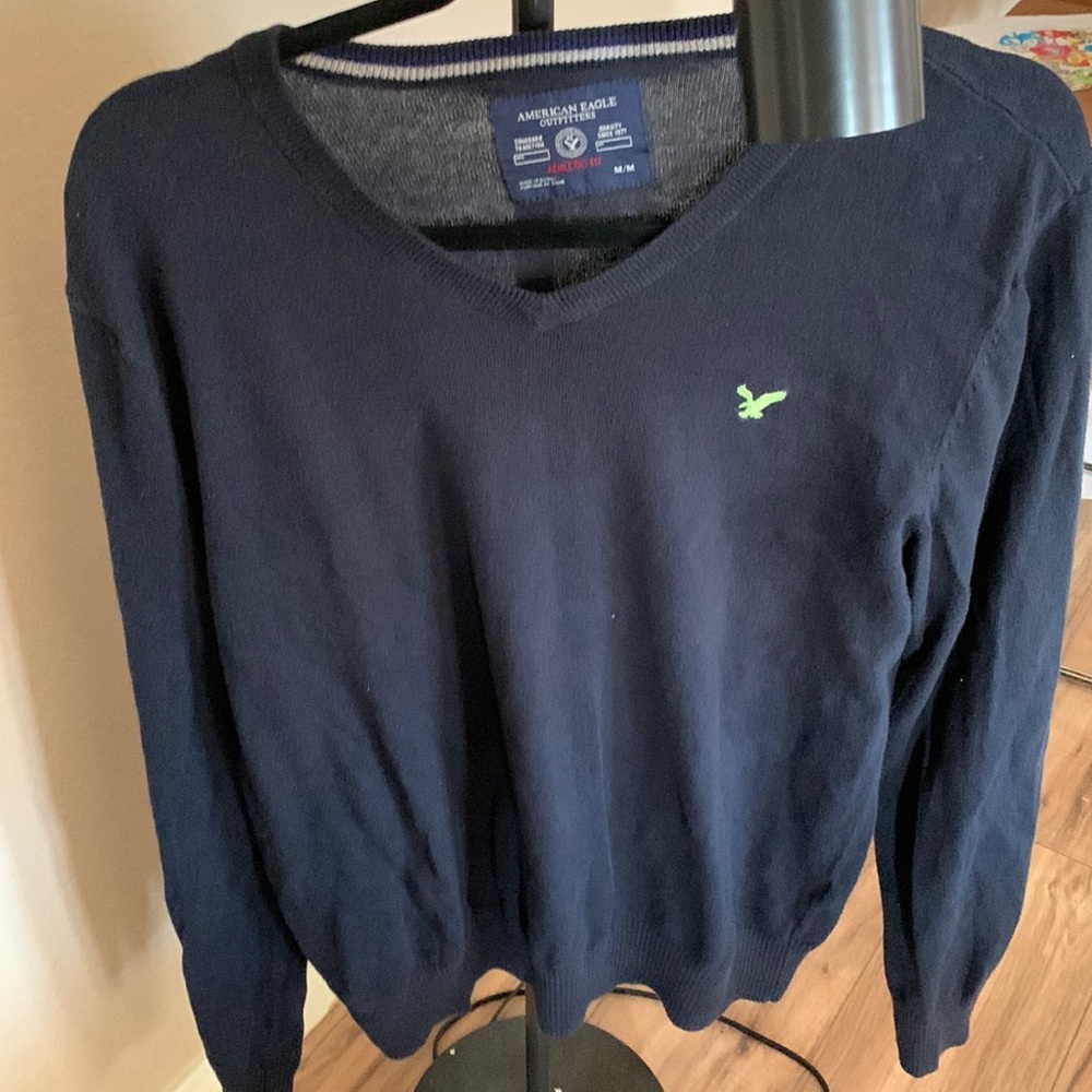 American Eagle outfitters medium athletic fit sweater